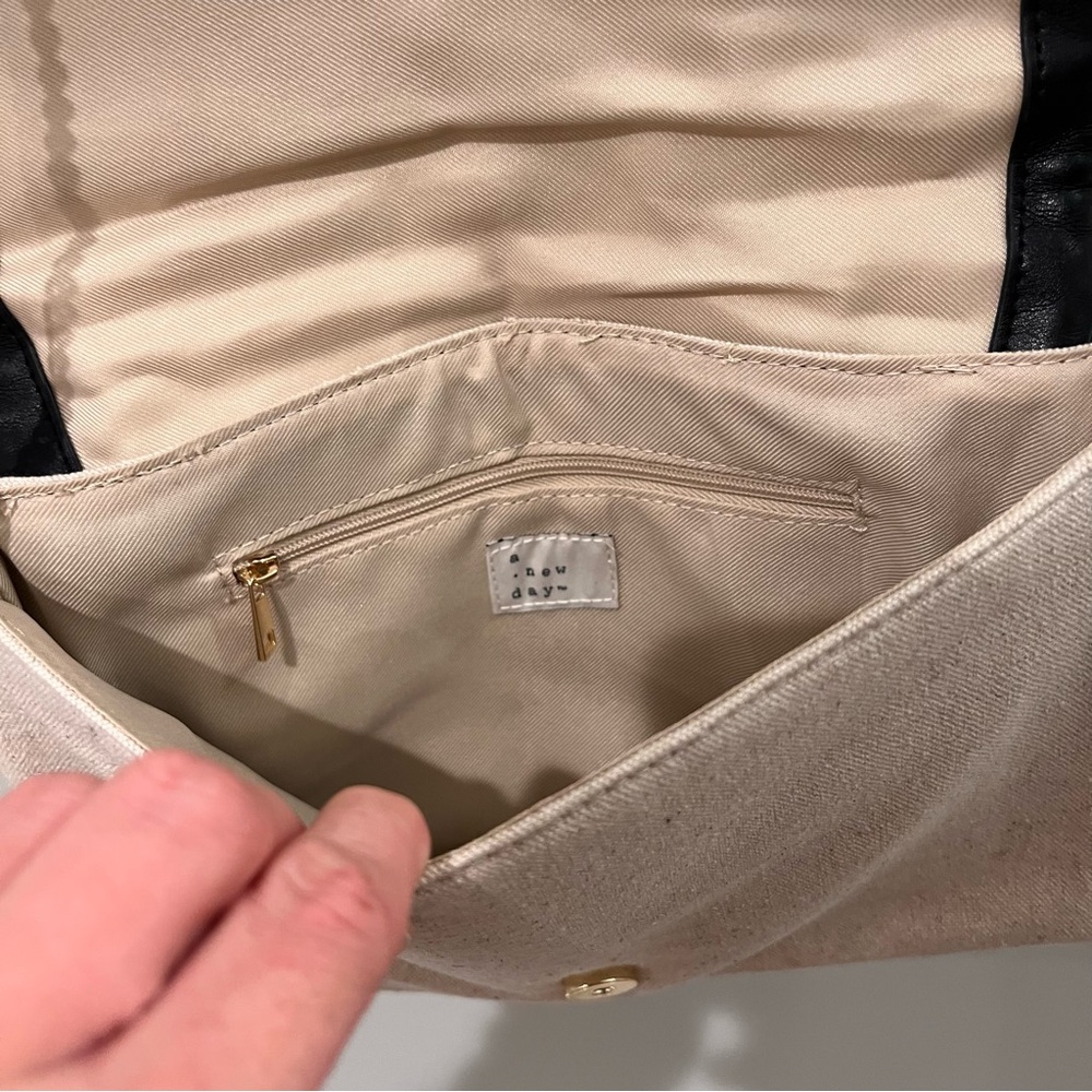 a new day Purse - Picture 4 of 5